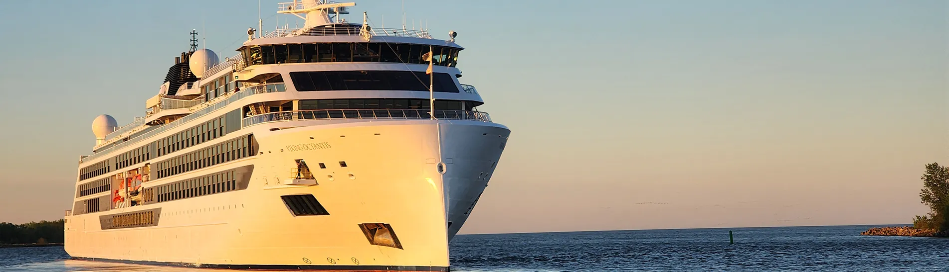 Large cruise ship on lake Ontario