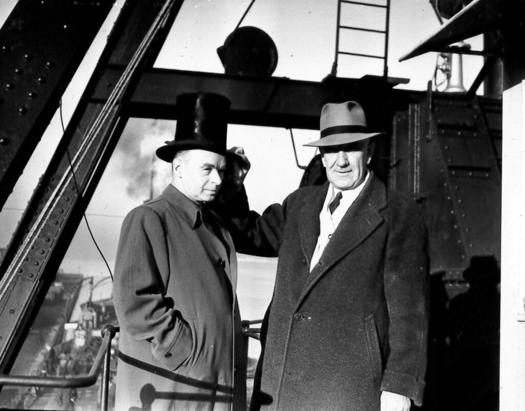 1942 image of the beaver hat ceremony