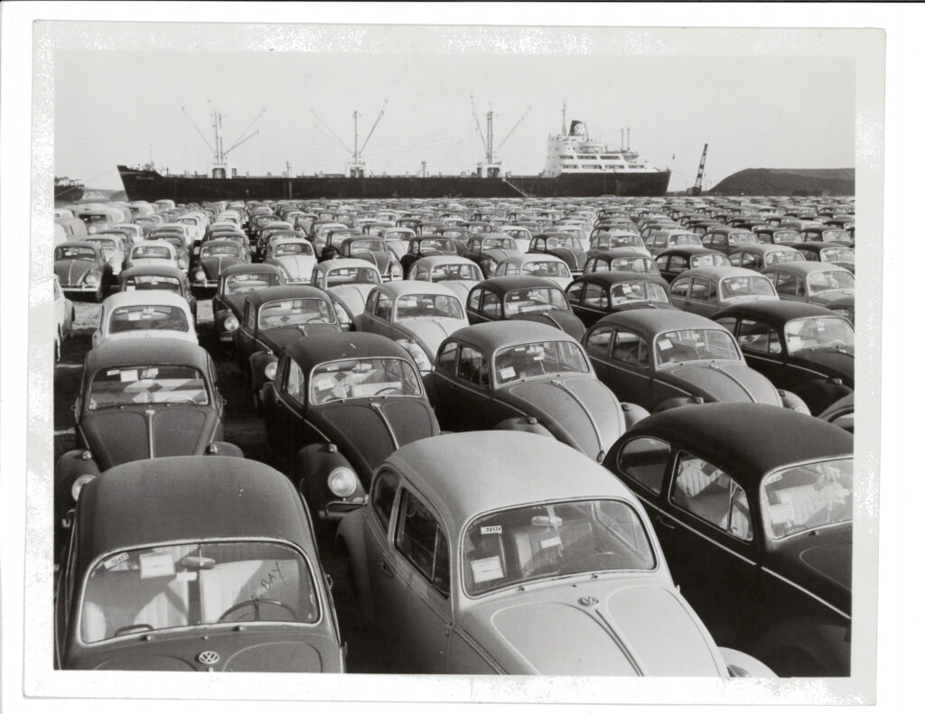 Classic cars filling parking lot