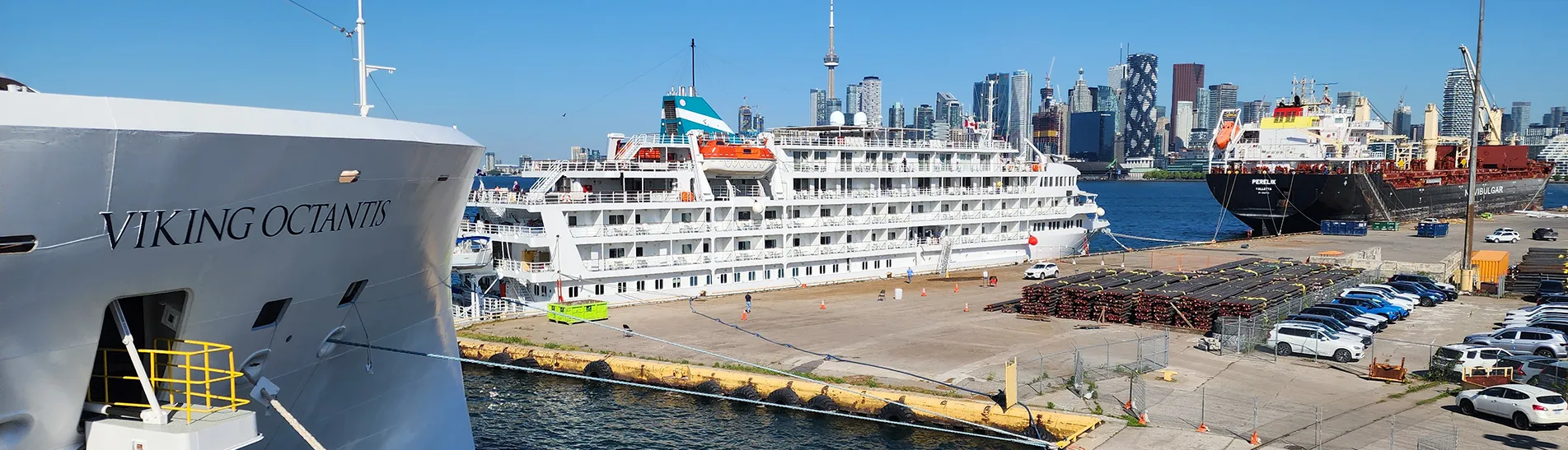 Boats and cruise ships at the port